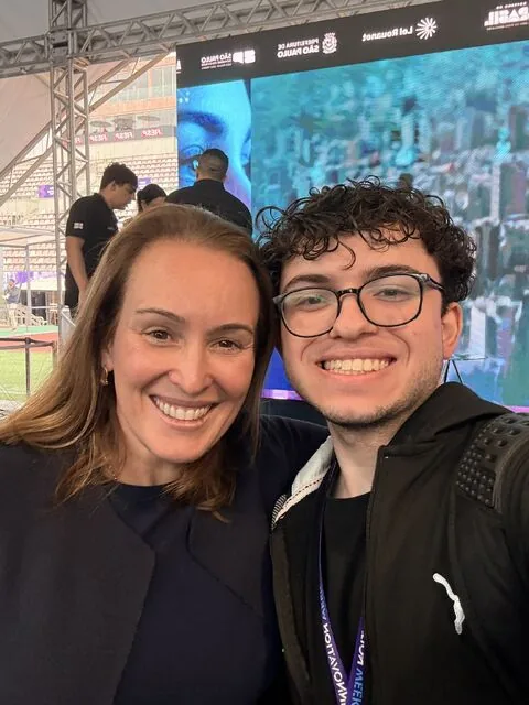 Victor Santos: Com Priscyla Laham, presidente da Microsoft